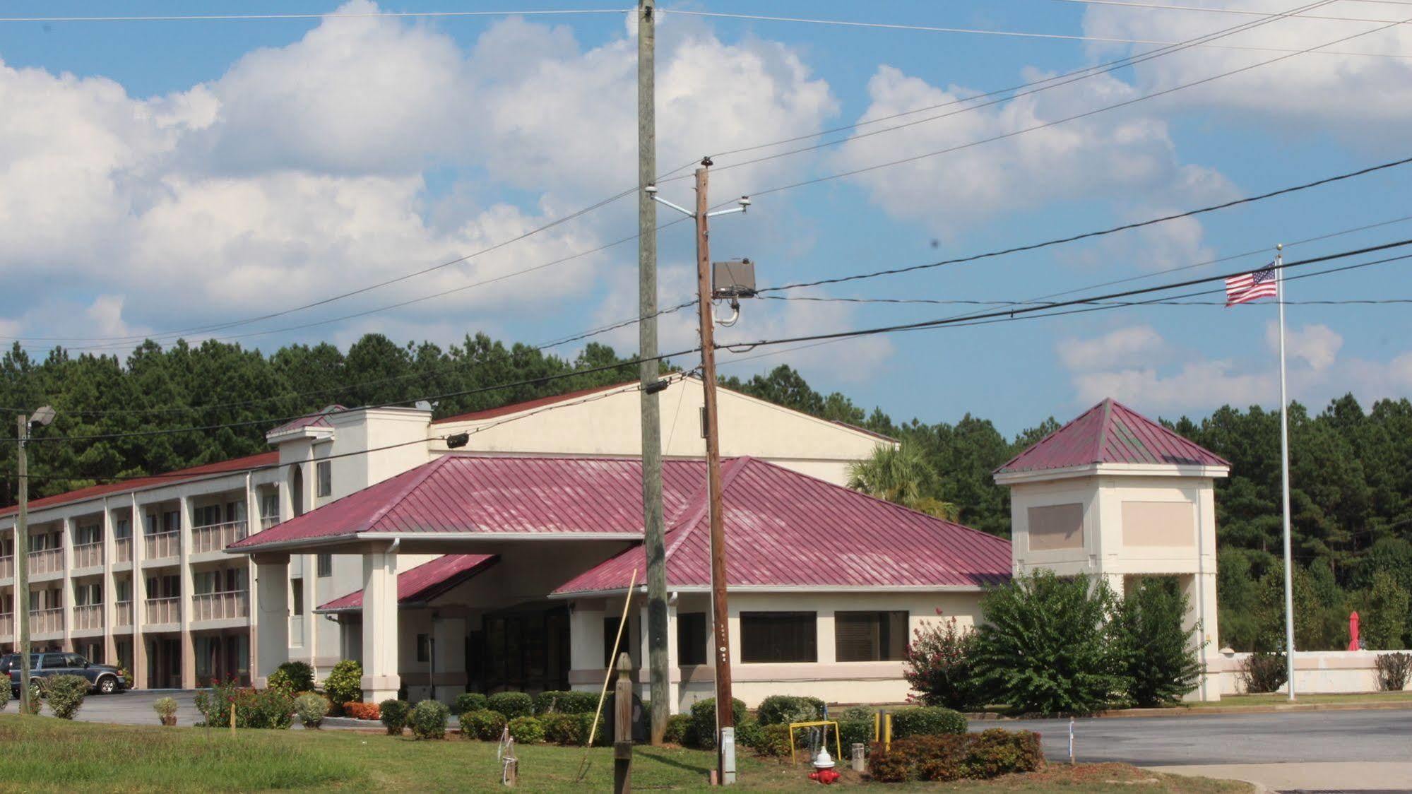 Deerfield Inn & Suites Madison Extérieur photo